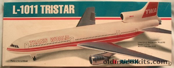 Airfix 1/144 Lockheed L-1011 Tristar TWA Trans World Airways, 60505 plastic model kit